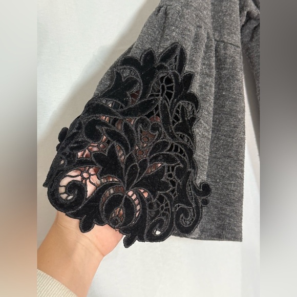 Maurices Gray Top M Lace Velvet Detail Bell Sleeves Fall Spooky season Classy - Picture 6 of 9